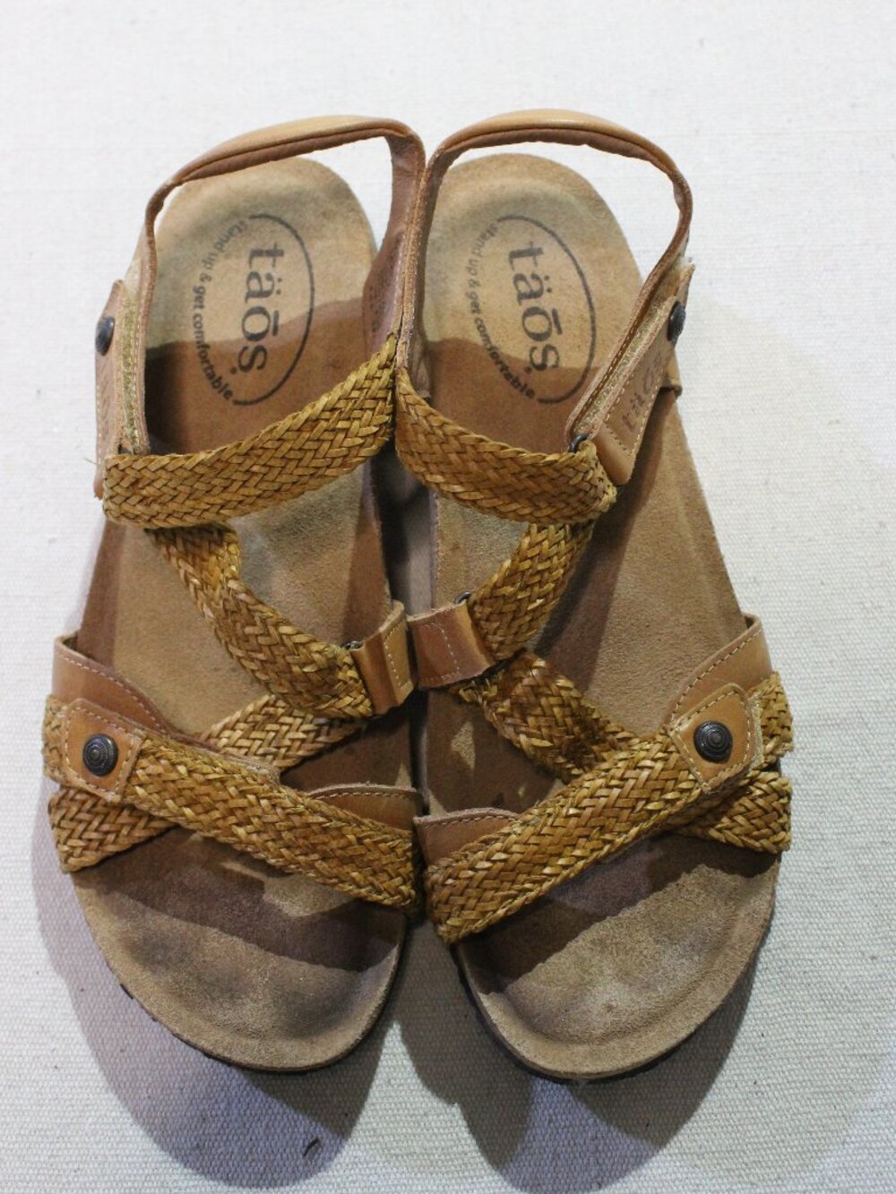 Taos Trulie Tan Braided Leather Comfort Wedge Sandals, Sz 39 (US 8-8.5)